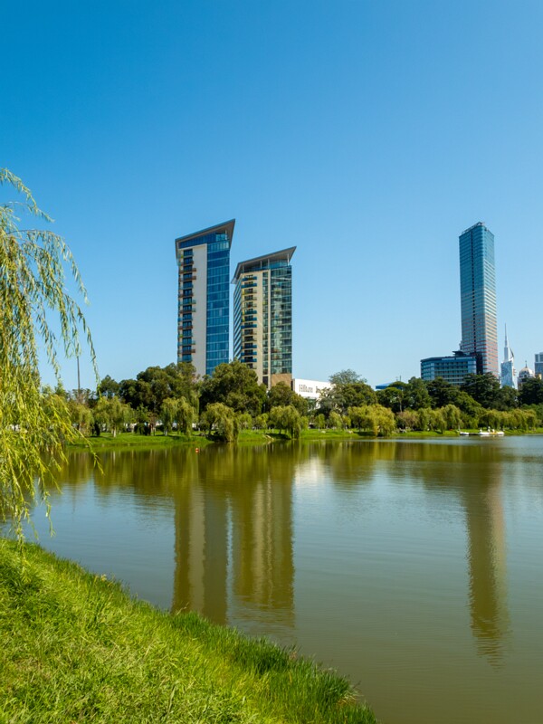 Nuri Lake  2025-08-18 1-9