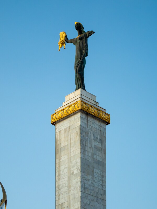 Statue of Medea  2025-08-21 1-4